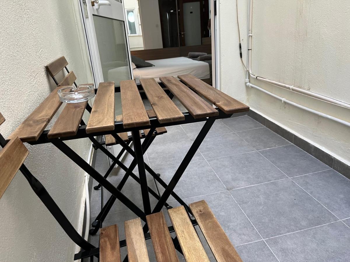 F7 Room 1, Private Double Room With Private Bathroom In Shared Flat Msida Exterior photo